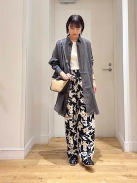 「フラワープリント」｜「アイテム（タンクトップ）」を使った、imari さん（レディース・156cm）の春コーディネート