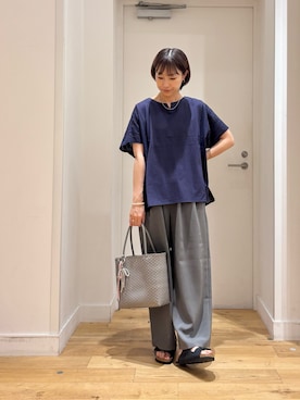 「URBAN RESEARCH DOORS（アーバンリサーチドアーズ）のサイドレース刺繍切替プルオーバー（その他トップス、ブルー系）」を使った、yokoo さん（レディース・156cm）の夏コーディネート