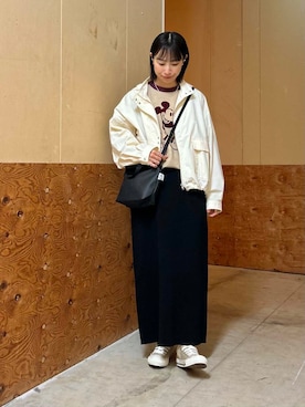 「アイテム（マウンテンパーカー、ホワイト系）」を使った、imari さん（レディース・156cm）の春コーディネート