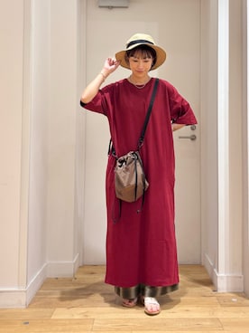 「URBAN RESEARCH DOORS（アーバンリサーチドアーズ）のBAICYCLON　EXCLUSIVE DRAW STRING BAG（ショルダーバッグ、ブラウン系）」を使った、yokoo さん（レディース・156cm）の夏コーディネート