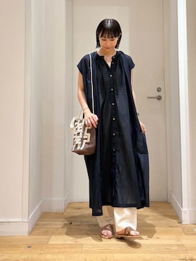 「beej（ビージ）のアイテム」を使った、yokoo さん（レディース・156cm）の夏コーディネート