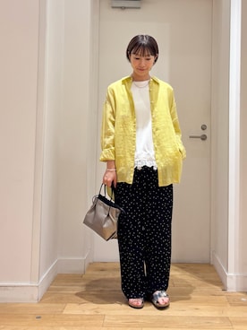 「URBAN RESEARCH DOORS(アーバンリサーチドアーズ)のアイテム(シャツ/ブラウス)」を使った、yokoo さん(レディース・156cm)の夏コーディネート