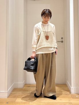 「アイテム（Tシャツ/カットソー）」を使った、yokoo さん（レディース・156cm・30代）の秋コーディネート