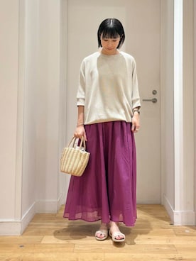 「アイテム（スカート、パープル系）」を使った、imari さん（レディース・156cm）の夏コーディネート