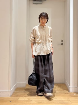 「URBAN RESEARCH DOORS（アーバンリサーチドアーズ）のFORK&SPOON　オンブレチェックパンツ（その他パンツ、ブラウン系）」を使った、yokoo さん（レディース・156cm）の秋コーディネート