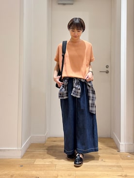 「URBAN RESEARCH DOORS（アーバンリサーチドアーズ）のタックフライスフレンチTシャツ（Tシャツ/カットソー、レッド系）」を使った、yokoo さん（レディース・156cm）の春コーディネート