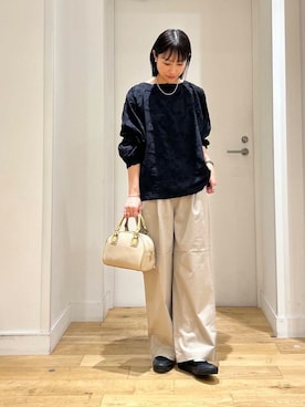 「RODE SKO（ロデスコ）のラウンドミニボストンバッグ（ボストンバッグ）」を使った、yokoo さん（レディース・156cm）の春コーディネート