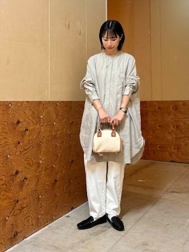 「RODE SKO（ロデスコ）のラウンドミニボストンバッグ（ボストンバッグ）」を使った、yokoo さん（レディース・156cm）の春コーディネート