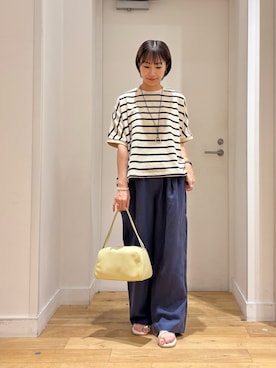 「URBAN RESEARCH DOORS（アーバンリサーチドアーズ）のブークレボーダープルオーバー（Tシャツ/カットソー、ホワイト系）」を使った、yokoo さん（レディース・156cm）の夏コーディネート