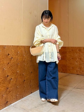 「URBAN RESEARCH DOORS（アーバンリサーチドアーズ）のコットンボイルギャザーブラウス（シャツ/ブラウス）」を使った、yokoo さん（レディース・156cm）の春コーディネート