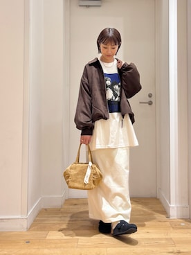 「URBAN RESEARCH DOORS（アーバンリサーチドアーズ）のスウェードライクブルゾン 26AW（ブルゾン、ブラウン系）」を使った、yokoo さん（レディース・156cm）の秋コーディネート