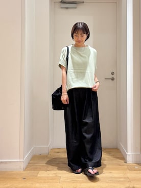「URBAN RESEARCH DOORS（アーバンリサーチドアーズ）のFORK&SPOON　ボトルネックギャザースリーブTシャツ（Tシャツ/カットソー、グリーン系）」を使った、yokoo さん（レディース・156cm）の夏コーディネート