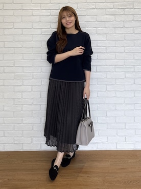 「SHOO・LA・RUE（シューラルー）の【洗濯機可/S-LL】抜け感ある着こなしに 金ボタン付き スポンディッシュ クルーネックニット（ニット/セーター、ブルー系）」を使った、sayasayasayさん（レディース）の秋コーディネート