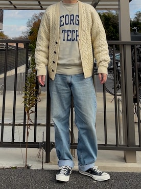 「Levi's」｜「アイテム（スウェット）」を使った、単イチ電池さん（メンズ・172cm）の冬コーディネート