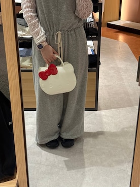「LOWRYS FARM（ローリーズファーム）の【HELLO KITTY】DOTボストンBAG 669857 /GOODS（ハンドバッグ、ホワイト系）」を使った、るーちゃんさん（レディース）の夏コーディネート