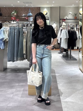 「LOWRYS FARM（ローリーズファーム）のラインストーンプルオーバーＳＳ 1045217（Tシャツ/カットソー、ブラック系）」を使った、るーちゃんさん（レディース）の夏コーディネート