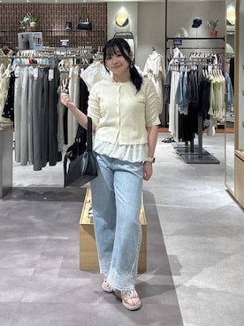 「LOWRYS FARM（ローリーズファーム）のレースデニム　601055（デニムパンツ、ブルー系）」を使った、るーちゃんさん（レディース）の夏コーディネート