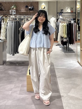 「LOWRYS FARM（ローリーズファーム）のヤワラカルイ２ＷＡＹショルダーＢＡＧ 115210（ショルダーバッグ、ホワイト系）」を使った、るーちゃんさん（レディース）の夏コーディネート