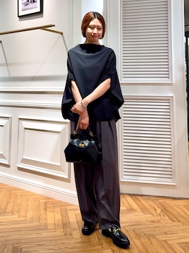 「DRESSTERIOR（ドレステリア）のソフトカーブ2タックパンツ（Pants、グレー系）」を使った、renaさん（レディース・165cm）の夏コーディネート