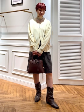 「DRESSTERIOR（ドレステリア）のシアータートル（T Shirts、ベージュ系）」を使った、renaさん（レディース・165cm）の秋コーディネート
