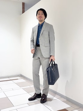 「アイテム（ビジネスバッグ）」を使った、及川さん（メンズ・170cm）の春コーディネート