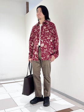 「TAKEO KIKUCHI（タケオキクチ）のアイテム」を使った、及川さん（メンズ・170cm）の秋コーディネート