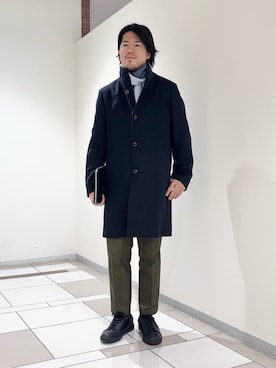 「アイテム（マフラー、ブルー系）」を使った、及川さん（メンズ・170cm）の冬コーディネート