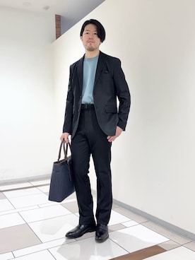 「アイテム（ポケットチーフ）」を使った、及川さん（メンズ・170cm）の春コーディネート