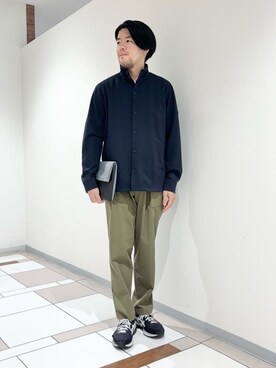 「アイテム（クラッチバッグ、グレー系）」を使った、及川さん（メンズ・170cm）の秋コーディネート