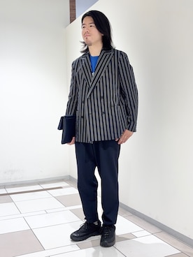 「アイテム（クラッチバッグ、ブルー系）」を使った、及川さん（メンズ・170cm）の夏コーディネート
