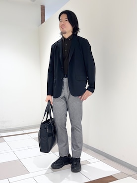 「TAKEO KIKUCHI（タケオキクチ）のアイテム」を使った、及川さん（メンズ・170cm）の秋コーディネート