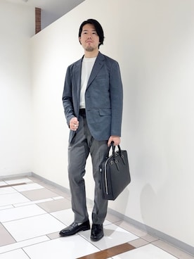 「アイテム（ビジネスバッグ）」を使った、及川さん（メンズ・170cm）の春コーディネート