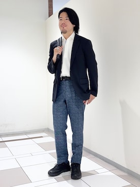 「TAKEO KIKUCHI（タケオキクチ）の【360°ストレッチ/軽量】None Of Stress ライト ジャケット（セットアップ対応）（テーラードジャケット、ブルー系）」を使った、及川さん（メンズ・170cm）の夏コーディネート