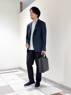 「アイテム（ハンカチ/ハンドタオル、ブルー系）」を使った、及川さん（メンズ・170cm）の秋コーディネート