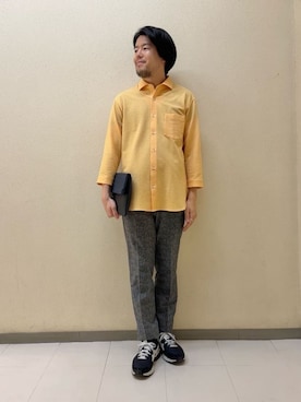 「アイテム（クラッチバッグ、ブルー系）」を使った、及川さん（メンズ・170cm）の春コーディネート