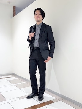 「アイテム（ポケットチーフ）」を使った、及川さん（メンズ・170cm）の春コーディネート