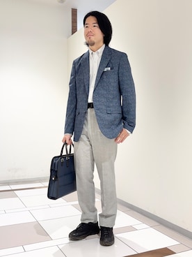 「アイテム（財布/小物、ブルー系）」を使った、及川さん（メンズ・170cm）の秋コーディネート