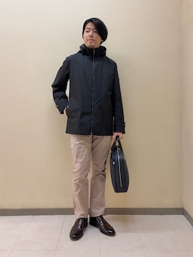 「アイテム（ビジネスバッグ）」を使った、及川さん（メンズ・170cm）の春コーディネート