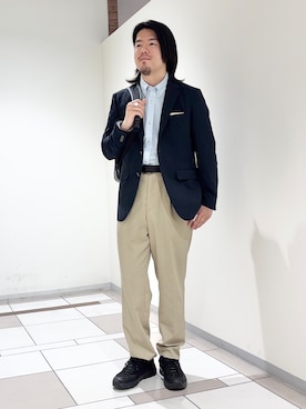 「TAKEO KIKUCHI（タケオキクチ）の【抗菌防臭】COOL DOTS（R）ドビープリント ジャケット（テーラードジャケット、ブルー系）」を使った、及川さん（メンズ・170cm）の春コーディネート