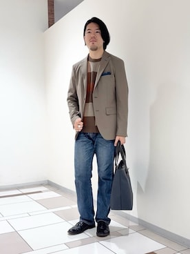 「アイテム（ハンカチ/ハンドタオル、ブルー系）」を使った、及川さん（メンズ・170cm）の秋コーディネート