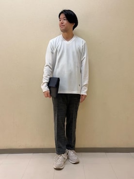 「アイテム（クラッチバッグ、ブルー系）」を使った、及川さん（メンズ・170cm）の夏コーディネート