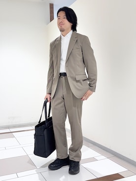 「TAKEO KIKUCHI（タケオキクチ）の【360°ストレッチ/軽量】None Of Stress ライト ジャケット（セットアップ対応）（テーラードジャケット、ベージュ系）」を使った、及川さん（メンズ・170cm）の夏コーディネート