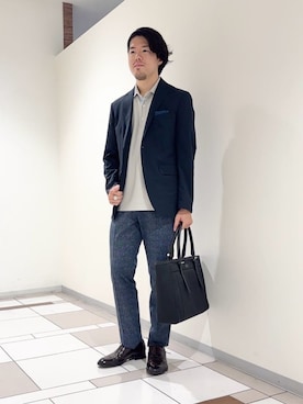 「アイテム（ハンカチ/ハンドタオル、ブルー系）」を使った、及川さん（メンズ・170cm）の秋コーディネート