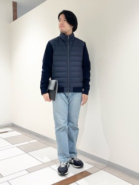 「アイテム（クラッチバッグ、グレー系）」を使った、及川さん（メンズ・170cm）の秋コーディネート