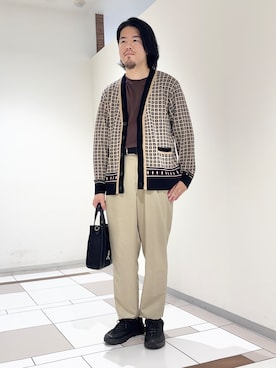 「TAKEO KIKUCHI（タケオキクチ）のアイテム」を使った、及川さん（メンズ・170cm）の秋コーディネート