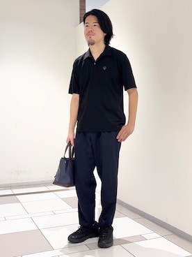 「TAKEO KIKUCHI（タケオキクチ）の【接触冷感】アイスクリアコットン ワンポイント ポロシャツ（ポロシャツ、ブラック系）」を使った、及川さん（メンズ・170cm）の夏コーディネート