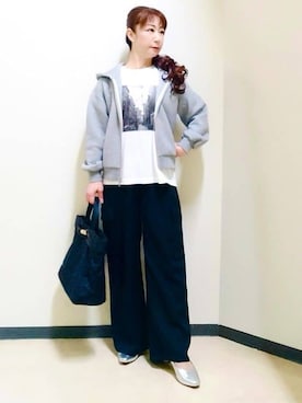 「Reflect（リフレクト）のアイテム（シューズ）」を使った、花さん（レディース・157cm）の春コーディネート