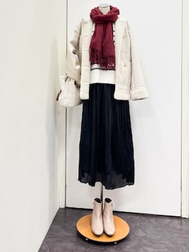「grove（グローブ）のフェイクムートンボアジャケット（ノーカラーコート、ホワイト系）」を使った、yukariさん（レディース・154cm）の冬コーディネート