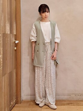 「SHOO・LA・RUE（シューラルー）の◆【高レビュー】洗えてサラサラ スクエアニットパンプス（パンプス、ベージュ系）」を使った、rinさん（レディース・158cm）の春コーディネート