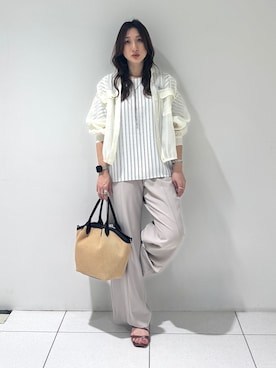 「INDIVI（インディヴィ）の【トレンド／2WAY】裾ドロスト付きシアーブラウスブルゾン（シャツ/ブラウス、ホワイト系）」を使った、そんさん（レディース・155cm）の夏コーディネート